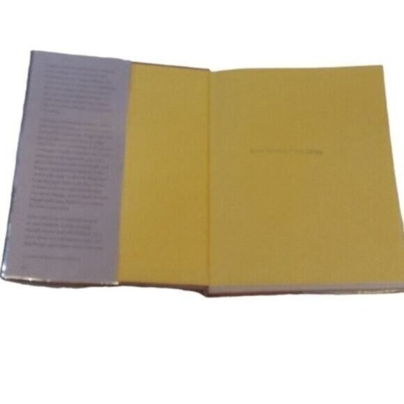 Hardcover Book Honor Girl: A Graphic Memoir by Maggie Thrash Candlewick Press - Picture 3 of 12